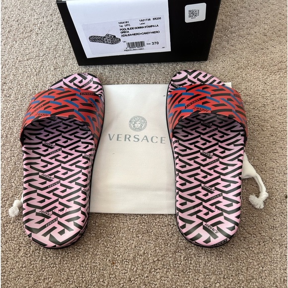 Versace slides NWT - Picture 2 of 8